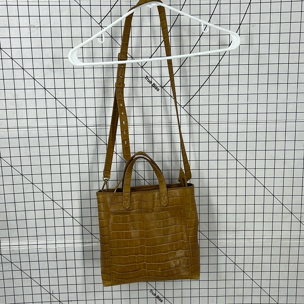 Madewell Zip-Top Small Transport Crossbody Croc Emboss cow Leather 2019 Edition